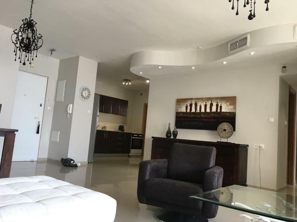 Apartment 2 Bedrooms Central Location Ashdod Exterior foto